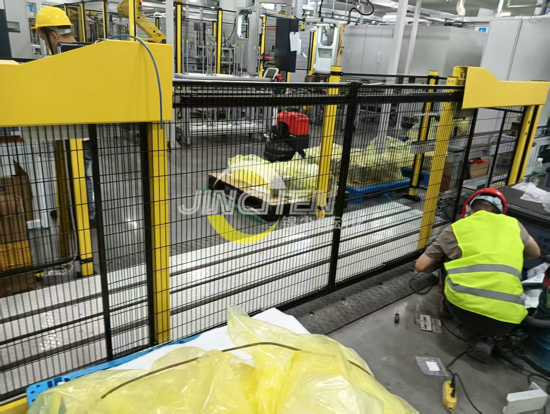 滾筒輸送機，輥筒擺渡線，自動開關(guān)門，輥道輸送機